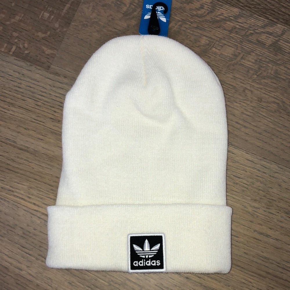 White beanie